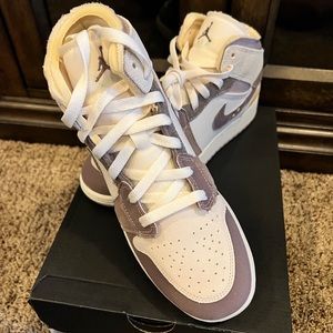 AIR JORDAN 1 MID SE CRAFT (GS)